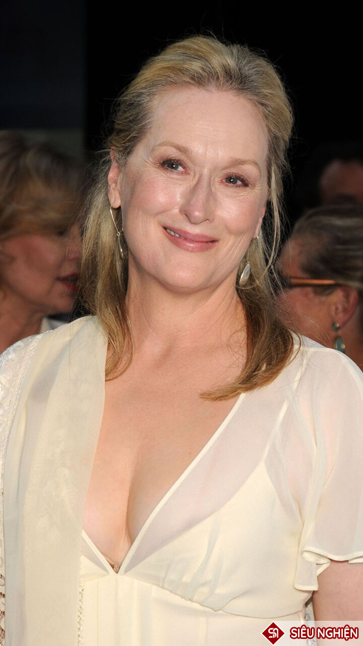 Huyền Thoại một thời với nhiều giải thưởng danh giá Meryl Streep xuất hiện ở vị trí thứ 5 trong danh sách này.